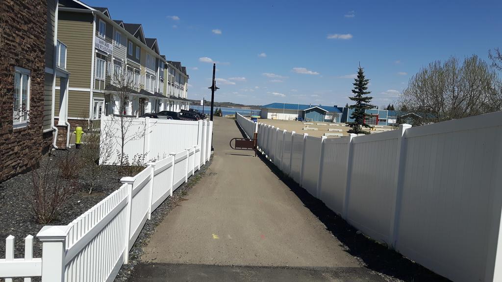 Edgewater Inn Sylvan Lake Exterior foto